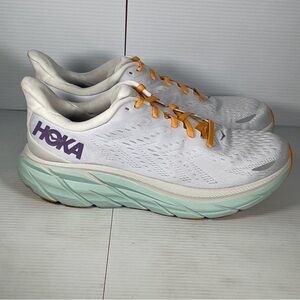 HOKA CLIFTON 8
